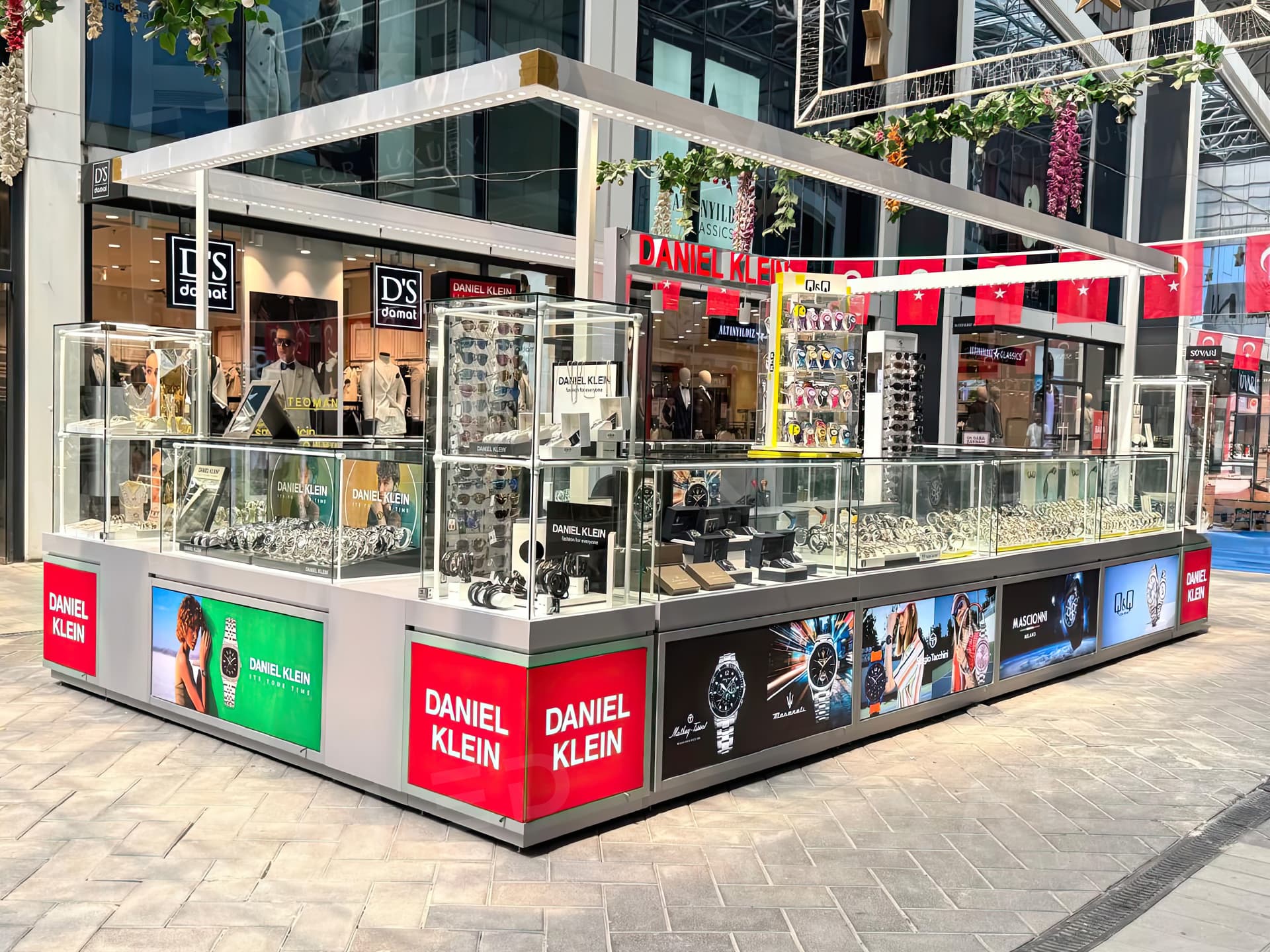 Daniel Klein - Altıeylül thumbnail 2