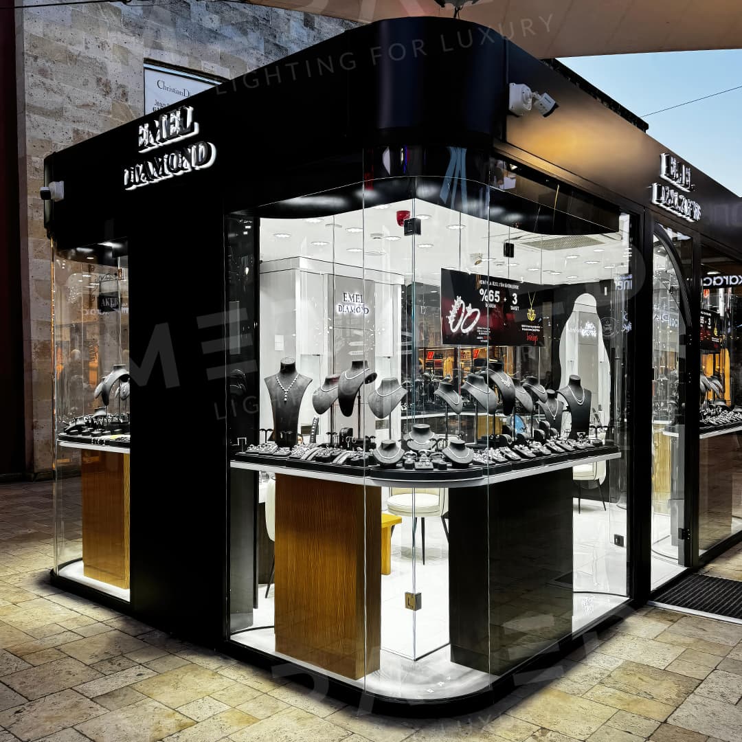 Emel Diamond - Viaport AVM