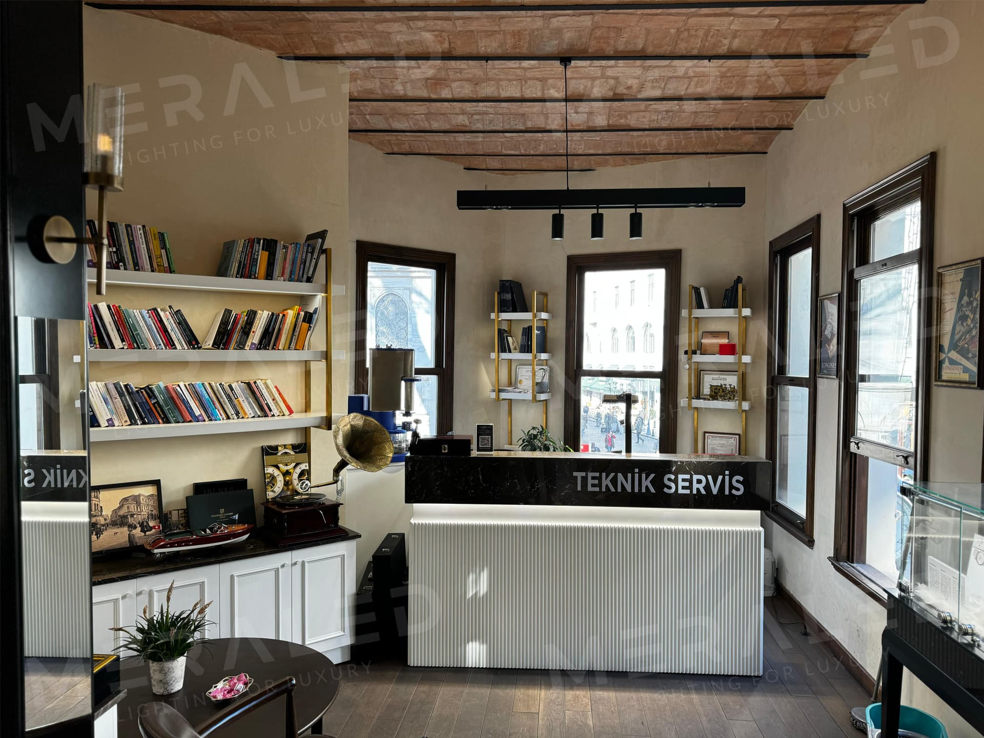 Konyalı Saat - Sirkeci thumbnail 4