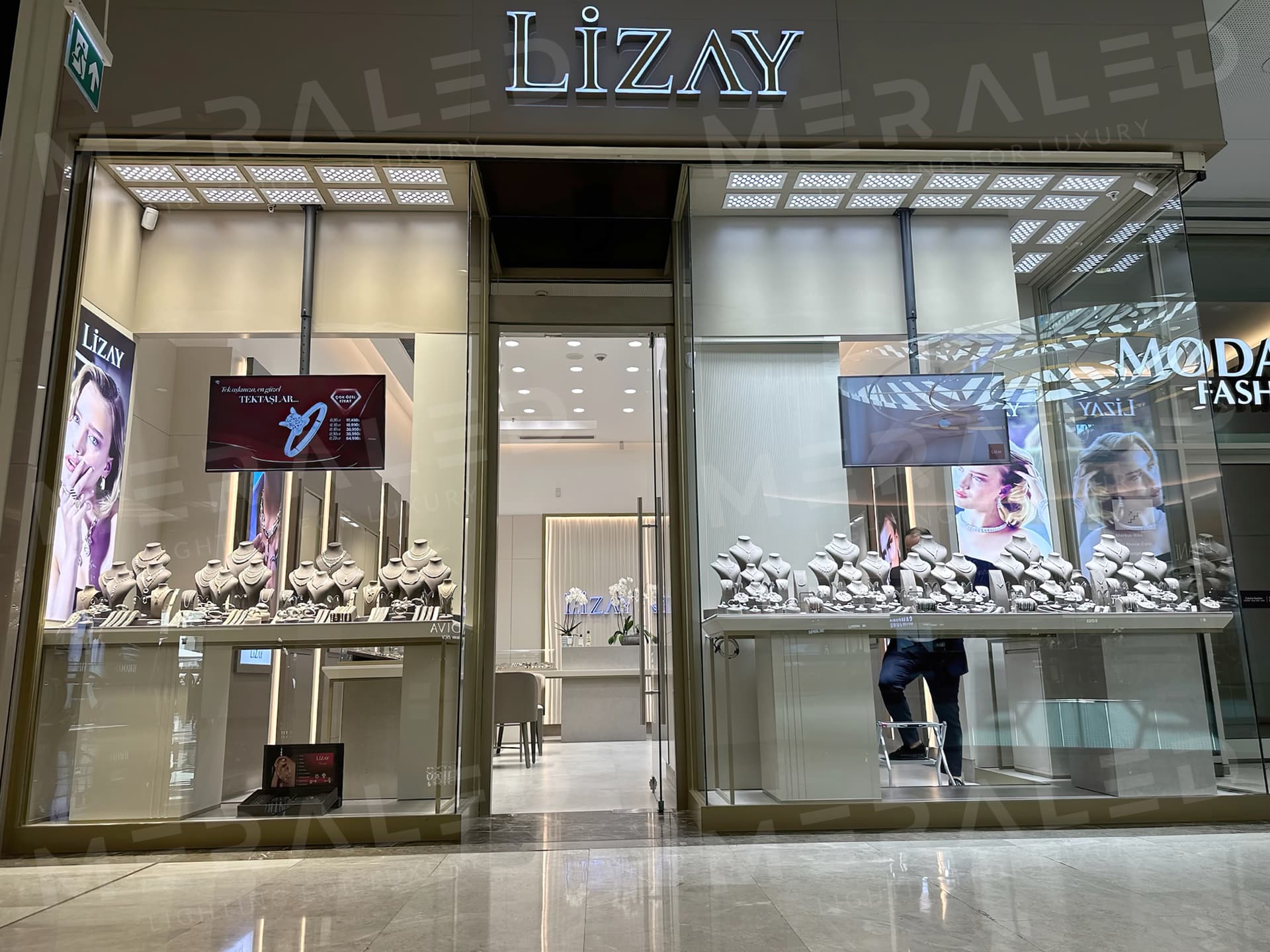 Lizay - Emaar Square thumbnail 3